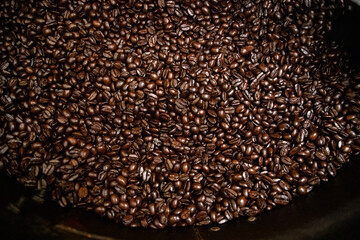 Ciudad de México, México. 3 de enero de 2021. Procesos de tostado artesanal del café en la CDMX, México.
