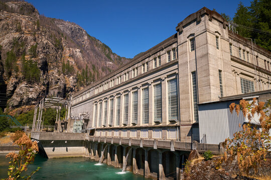 Gorge Dam Powerhouse Washington State. A hydroelectric plant on the Skagit River in Washington State, USA.

