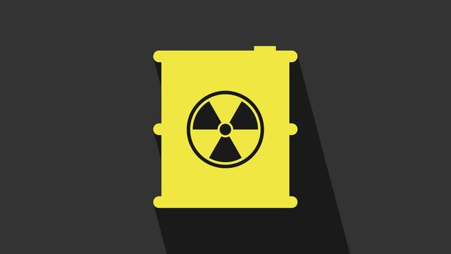 Yellow Radioactive waste in barrel icon isolated on grey background. Toxic refuse keg. Radioactive garbage emissions, environmental pollution. 4K Video motion graphic animation
