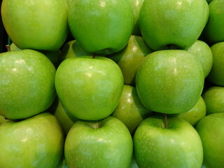 GREEN APPLE FRUIT