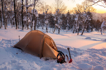 冬山 テント 雪山 キャンプ