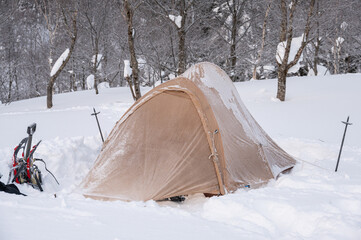 冬山 テント 雪山 キャンプ