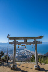 高屋神社 - 天空の鳥居
