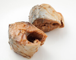 さば味噌煮缶詰め