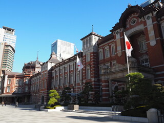 Naklejka premium A beautiful red brick building, Tokyo Station’s Marunouchi Building