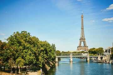 Fototapeta na wymiar Eiffel Tower and Seine River in Paris
