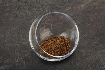 Dry zeera seeds in the bowl