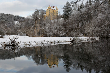 Ausblick auf die Burganlage Gutenstein im Oberen Donautal (Landkreis Sigmaringen)