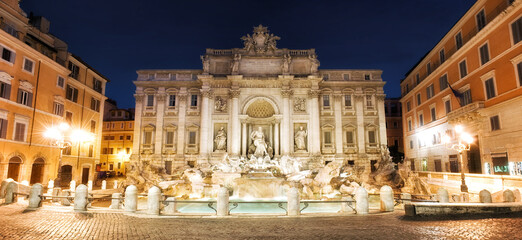 Fototapeta na wymiar Trevi Fountain at night, Rome, Italy.