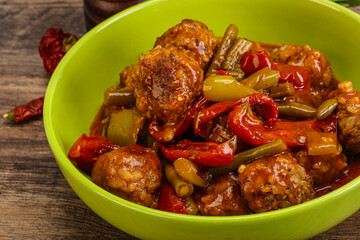 Meat ball in tomato sauce