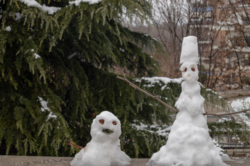kids kids made two snowmen at the citymade two snowmen at the city