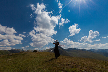 While many peaks in the east are above 3500 m, the western part reaches a height of 2000 m. Kaçkar...