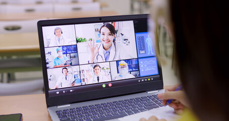 medical student has online remote learning