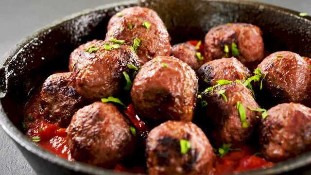 grilled meatballs with tomato sauce