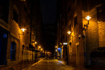Fototapeta na wymiar old street at night