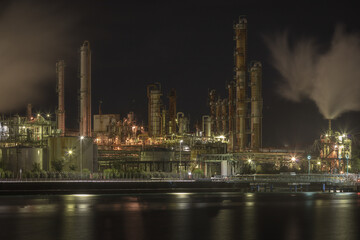 Obraz premium 三重県 四日市工場夜景 四日市ドーム前