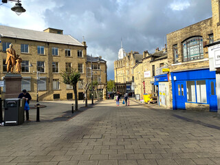 Late afternoon scene in, Northgate, Bradford, UK