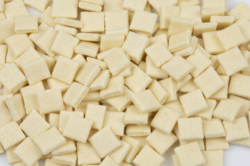 fond de croziflettes cru en gros plan