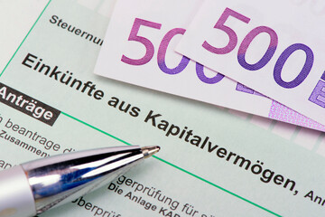 Formular für Steuererklärung an Finanzamt