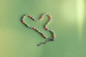 necklace, pearl, love, jewelry, heart, white, fashion, chain, isolated, bracelet, gift, bead, beauty, luxury, pearls, beads, decoration, accessory, gold, elegance, silver, jewel, shape, ball, beautifu