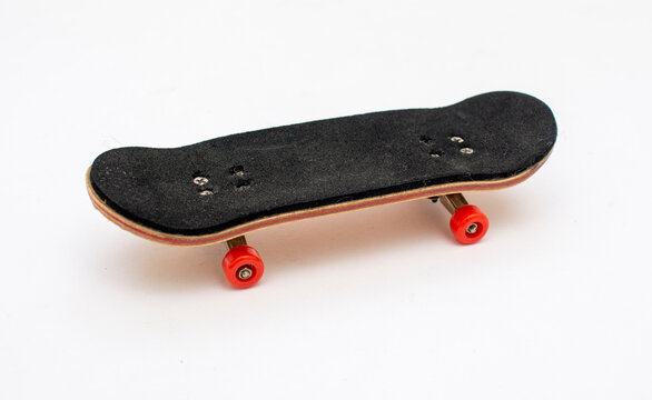 Monopatin finger roller