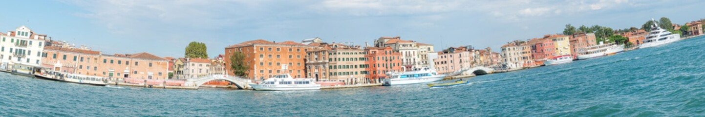discovery of the city of Venice and its small canals and romantic alleys