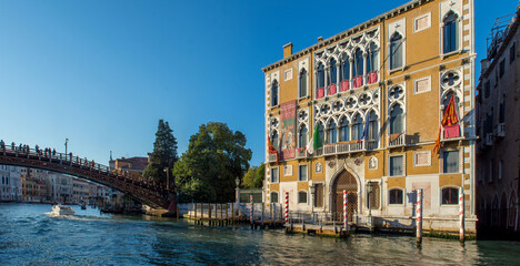 discovery of the city of Venice and its small canals and romantic alleys