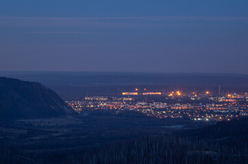 Obraz premium Night town Nadvirna in winter