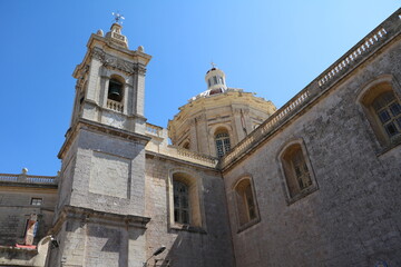 Fototapeta na wymiar Holiday in historic Mdina in Malta