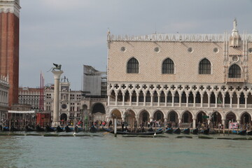 Fototapeta na wymiar travel to Venice , Italy
