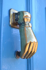 knocker