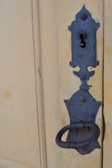 knocker
