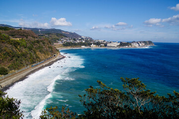 伊豆半島の稲取の街を望む