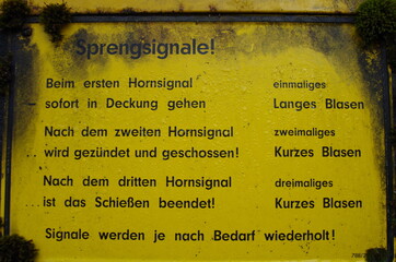 sprengsignale verbotsschild steinbruch