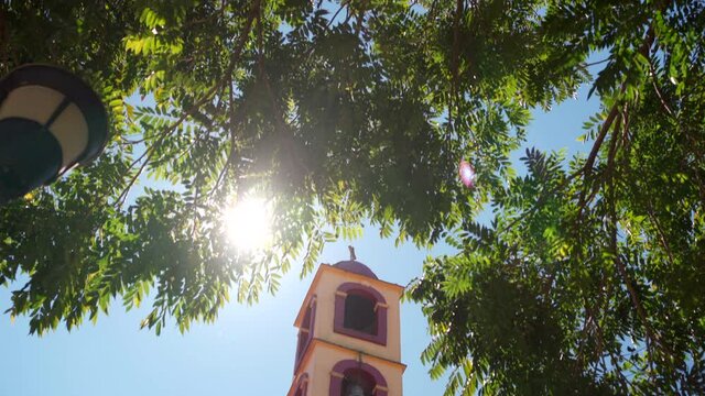 Tila nuestro se&ntilde;or de tila chiapas mexico tilt shot outside temple with lensflare