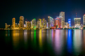 Fototapeta na wymiar Miami nightscape skyline