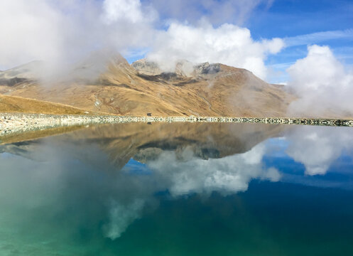Speichersee bei Scoul im Engadin