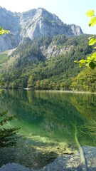 Hinterer Langbathsee am Fuße des Höllengebirges im Salzkammergut, Österreich