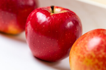 apple red natural 