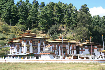 Obraz premium buddhist temple in jakar in bhutan