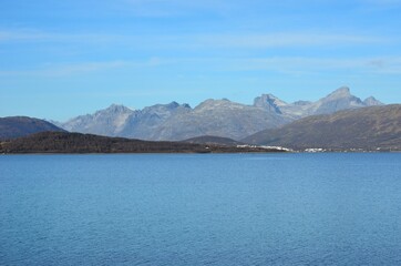 Obraz premium majestic mountain and fjord landscape in autumn sunlight in northern Norway