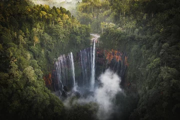 Papier Peint photo autocollant Kaki Beautiful Tumpak Sewu Waterfalls, Indonesia