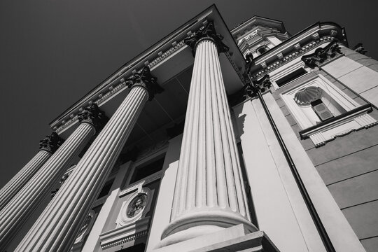 graphics ofcolumn