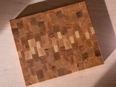 Reclaimed old oak wood end grain cutting board