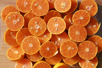 slices of orange