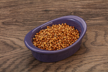 Coriander seeds in the bowl