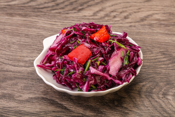 Pickled red cabbage with herbs