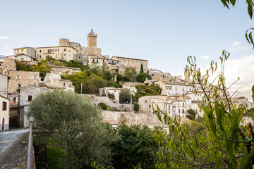 Fototapeta premium A view of a little village in the hearth of Italy