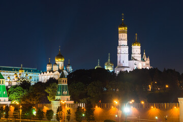 Fototapeta na wymiar Night Moscow cityscape with a view of the Kremlin and the Ivan the Great Bell Tower