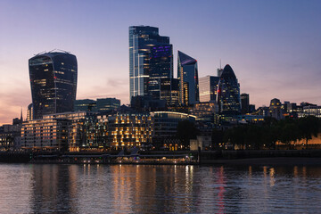 Fototapeta na wymiar A view of London in the dusk